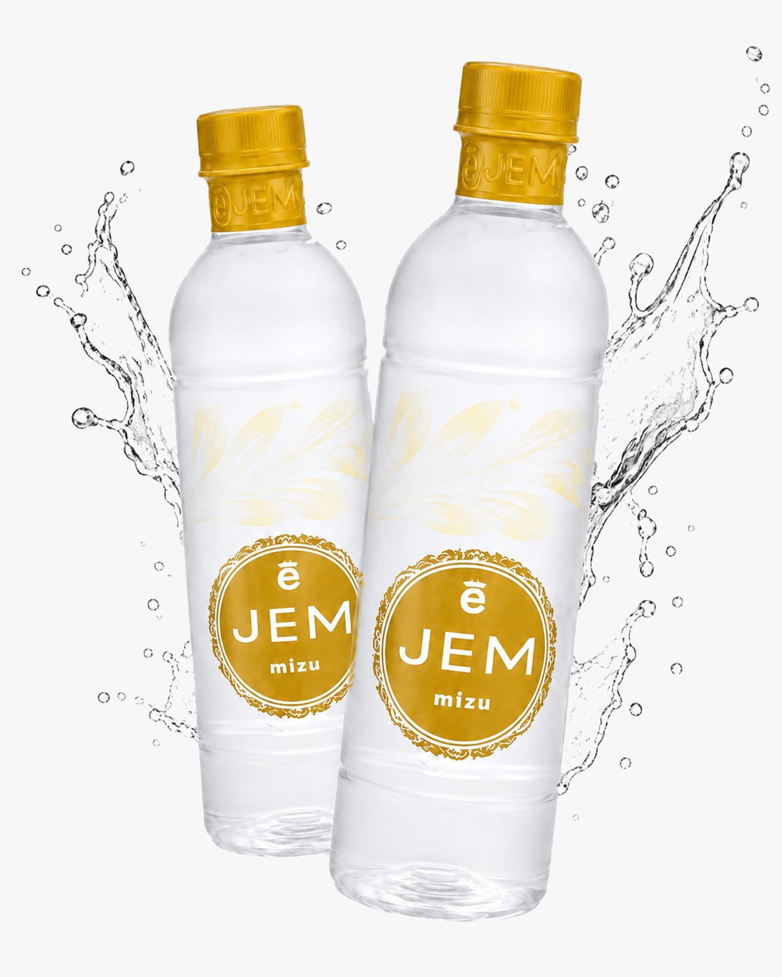 Dua botol eJEM MIZU 500 ml dengan percikan air